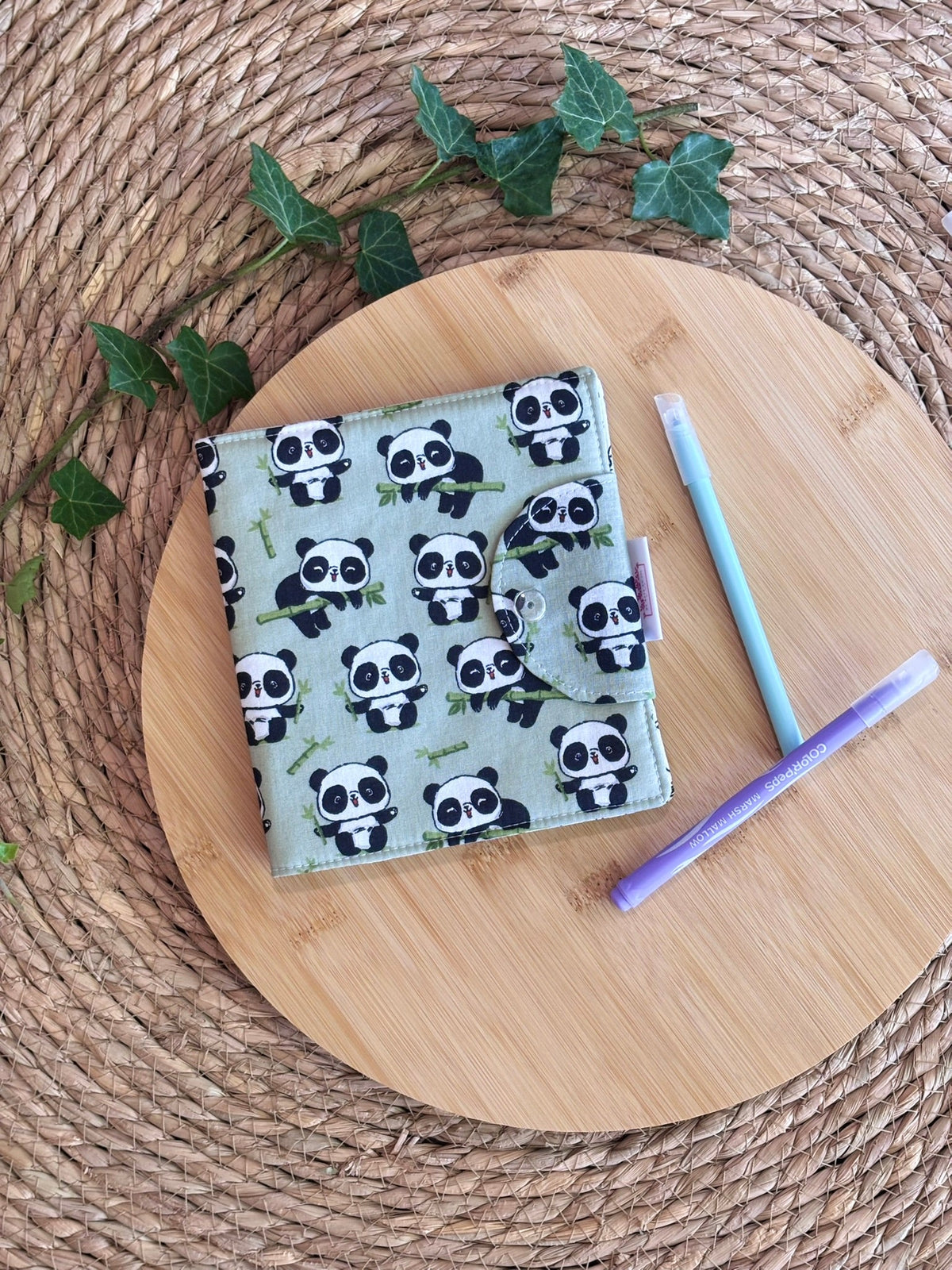 Album de coloriage réutilisable Panda De Rêve en Fil By Lalie