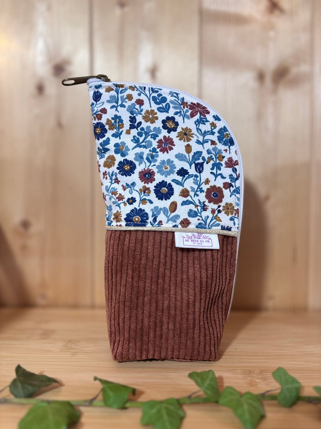 Trousse pot velours côtelé Camel Fleuri - En Stock De Rêve en Fil By Lalie