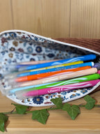 Trousse pot velours côtelé Camel Fleuri - En Stock De Rêve en Fil By Lalie