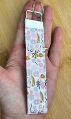 Porte‑clé dragonne multi‑usage - Eté De Rêve en Fil By Lalie