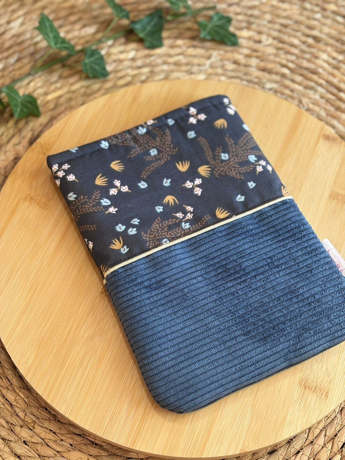 Pochette à livre Bi-ton Bleu Denim De Rêve en Fil By Lalie