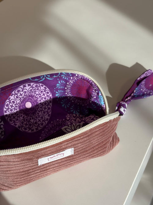 Mini trousse à maquillage "Vieux rose" en velours côtelé - De Rêve en Fil By Lalie
