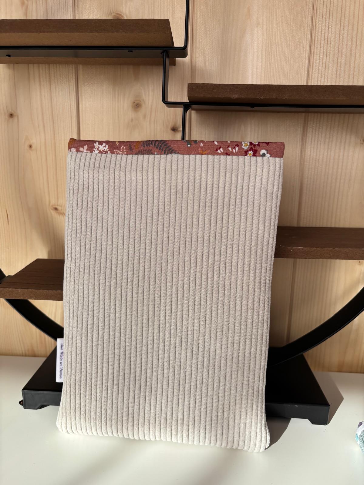 Pochette à livre Chien - De Rêve en Fil By Lalie